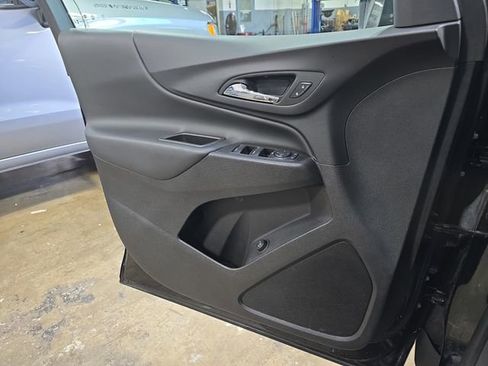 Used 2024 Chevrolet Equinox LT w/ LPO, Floor Liner Package AWD/4WD image 28