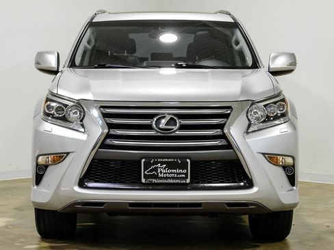 Used 2017 Lexus GX 460 image 6