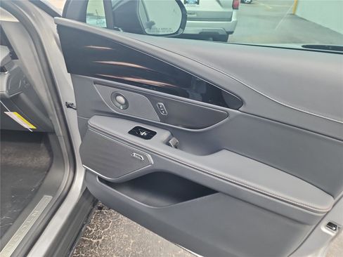 New 2026 Lincoln Nautilus Premier w/ Equipment Group 102A image 22