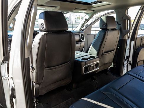 Used 2021 GMC Sierra 2500 Denali w/ Denali Ultimate Package image 34