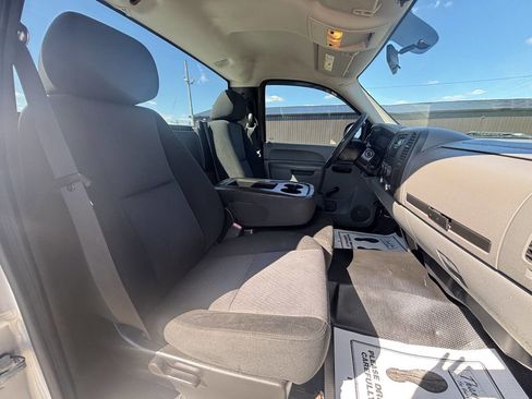 Used 2010 Chevrolet Silverado 1500 W/T image 7