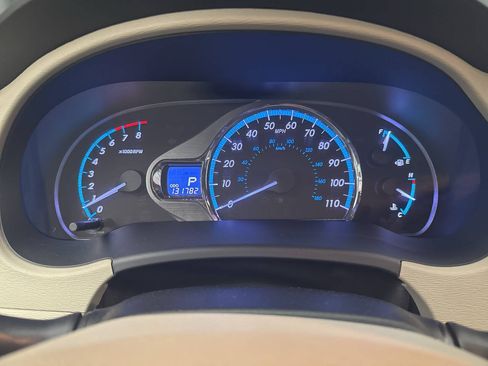 Used 2013 Toyota Sienna XLE AWD/4WD image 13