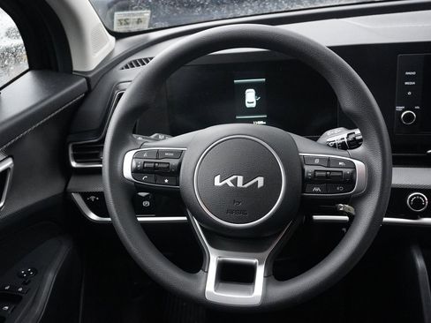 Used 2023 Kia Sportage LX image 33