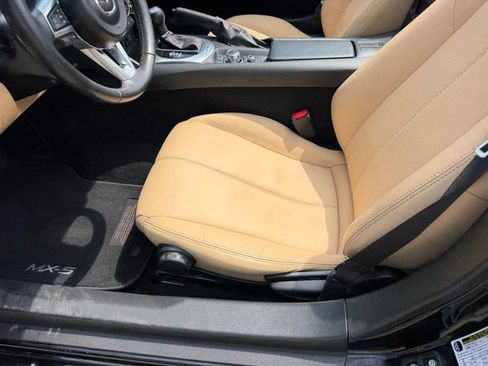 Used 2016 MAZDA MX-5 Miata Grand Touring image 19