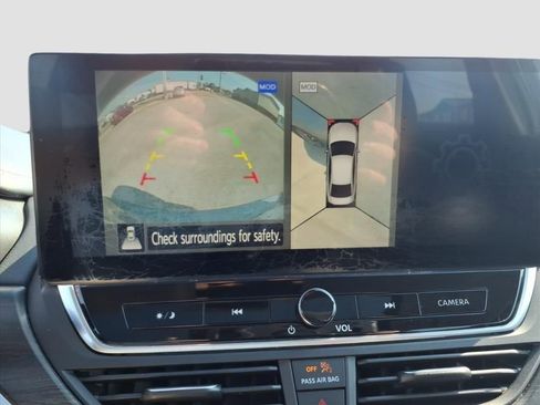 Used 2023 Nissan Altima 2.5 SL image 23