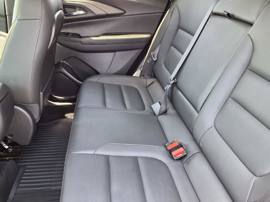 Used 2024 Chevrolet TrailBlazer ACTIV w/ Driver Confidence Package FWD image 11