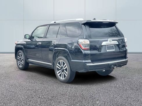Used 2022 Toyota 4Runner Limited AWD/4WD image 6