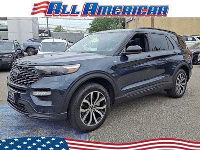 Certified 2023 Ford Explorer ST-Line w/ Class IV Trailer Tow Package