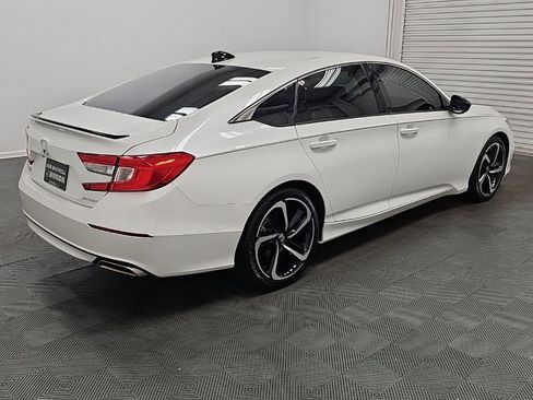 Used 2022 Honda Accord Sport image 8