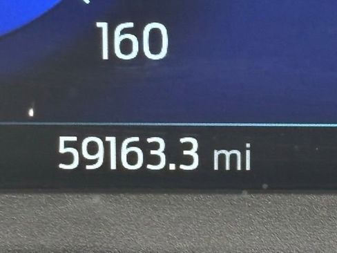 Certified 2022 Ford Escape Titanium w/ Class II Trailer Tow Package image 33