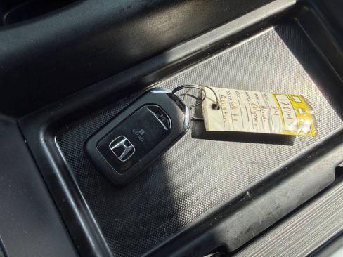 Used 2024 Honda Odyssey Sport image 27