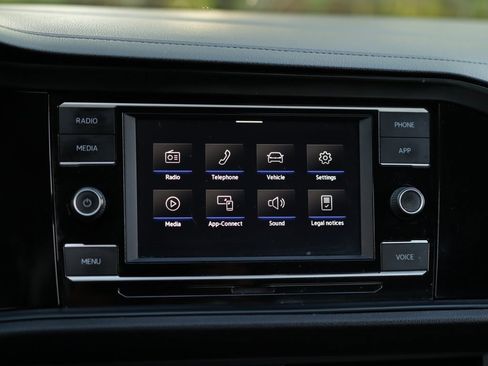 Used 2020 Volkswagen Jetta S w/ Driver Assistance Package image 13