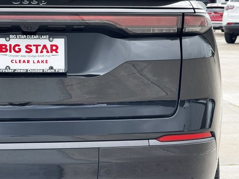 Used 2025 Jeep Wagoneer S Limited image 10