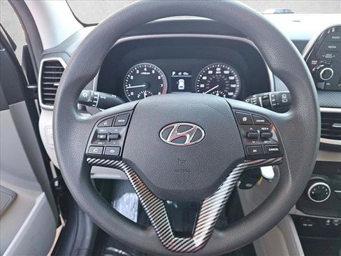 Used 2019 Hyundai Tucson SE FWD image 16
