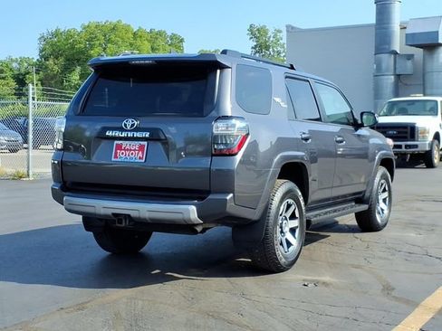 Certified 2022 Toyota 4Runner TRD Off-Road Premium w/ Moonroof Package AWD/4WD image 4