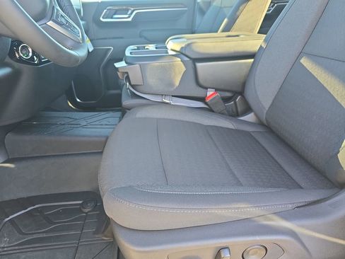 New 2026 Chevrolet Silverado 1500 LT w/ LPO, Dark Essentials Package AWD/4WD image 30