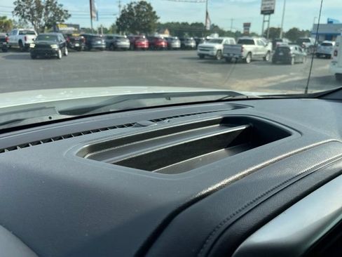 Used 2021 Chevrolet Silverado 1500 RST w/ Z71 Off-Road Package AWD/4WD image 21