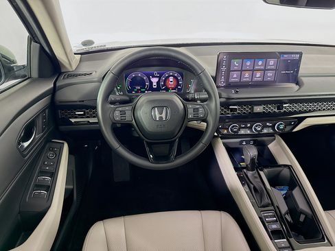 Certified 2025 Honda Accord EX-L image 27
