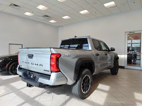 New 2026 Toyota Tacoma TRD Off-Road w/ TRD Off Road Premium Package AWD/4WD image 3