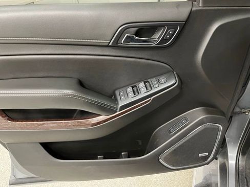 Used 2020 GMC Yukon SLT AWD/4WD image 18