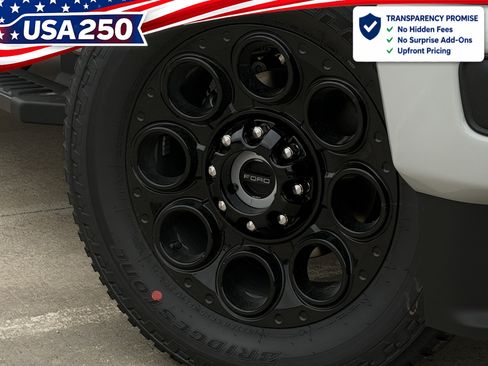New 2026 Ford F250 Lariat w/ Black Appearance Package AWD/4WD image 10
