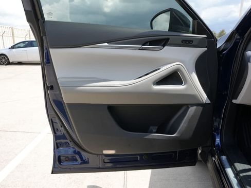 Certified 2026 INFINITI QX60 Luxe w/ Family Package FWD image 18