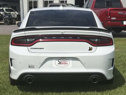 Used 2020 Dodge Charger Scat Pack RWD image 9