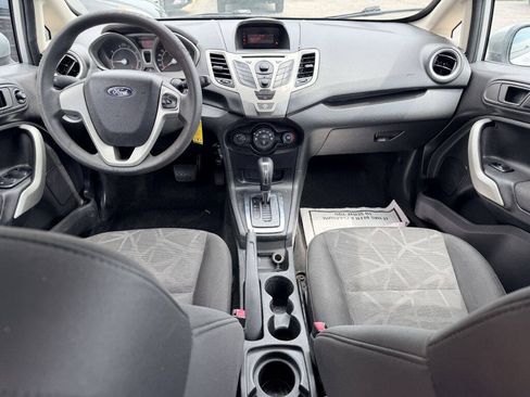 Used 2011 Ford Fiesta SE w/ 202A Rapid Spec Order Code FWD image 6