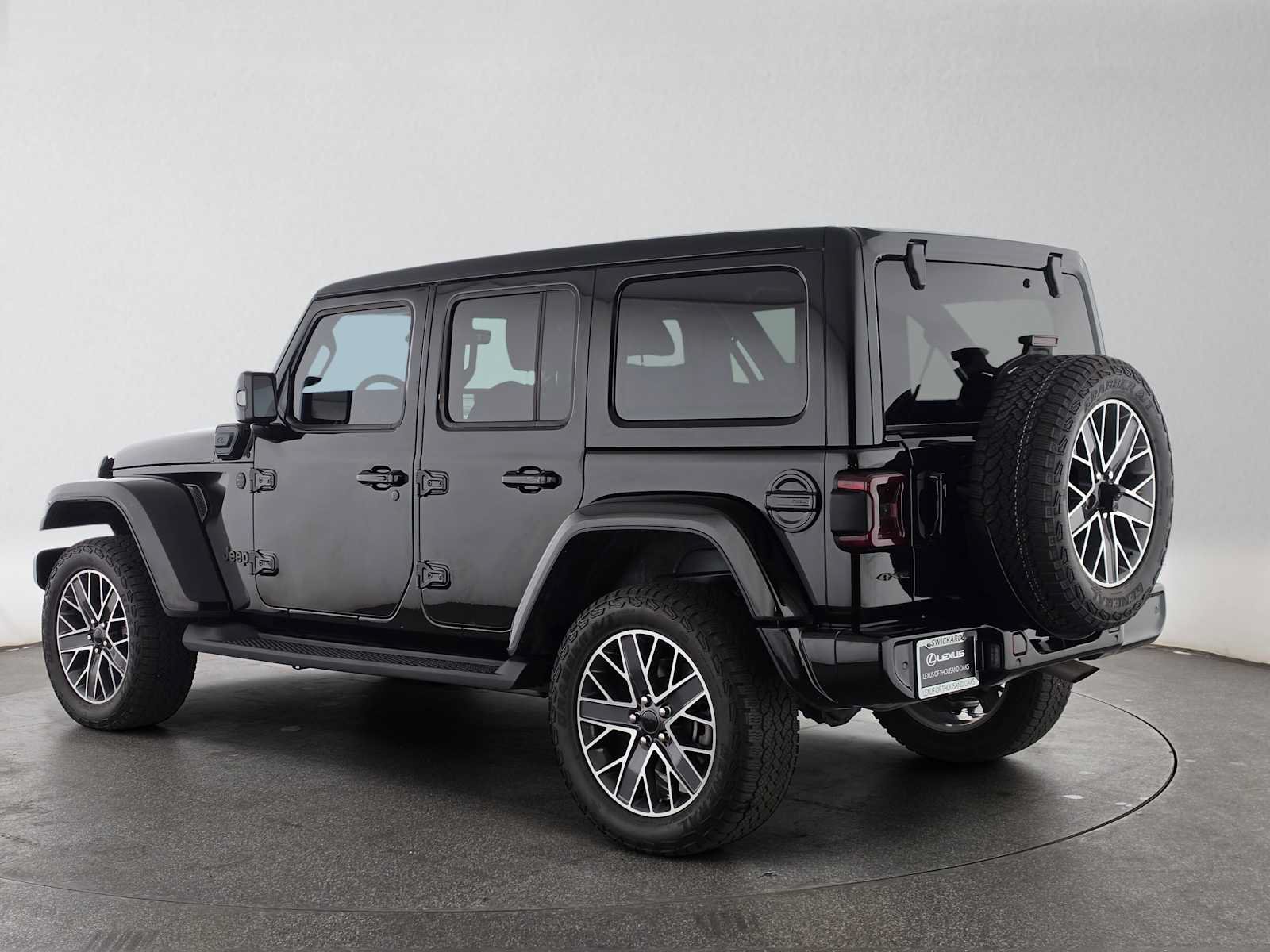 Used 2024 Jeep Wrangler High Altitude AWD/4WD image 5