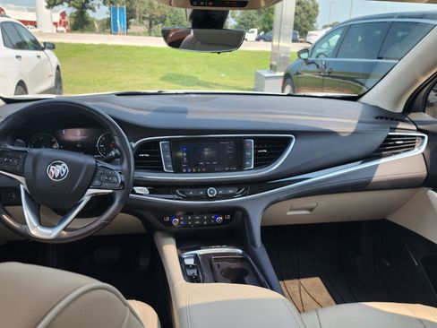 Used 2022 Buick Enclave Avenir w/ Trailering Package, 5000 lbs. AWD/4WD image 9
