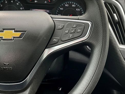 Used 2024 Chevrolet Malibu LT image 12