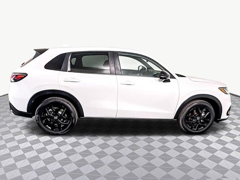 Used 2023 Honda HR-V Sport image 11