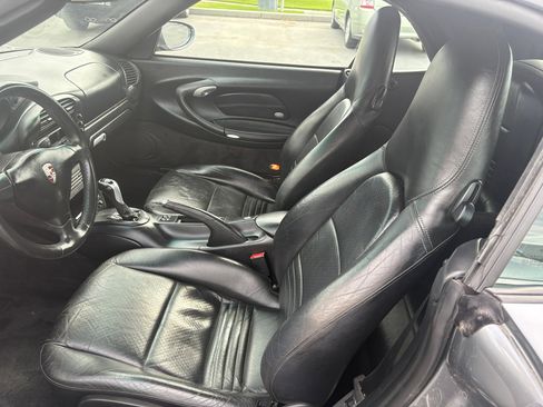 Used 2003 Porsche 911 Carrera image 9