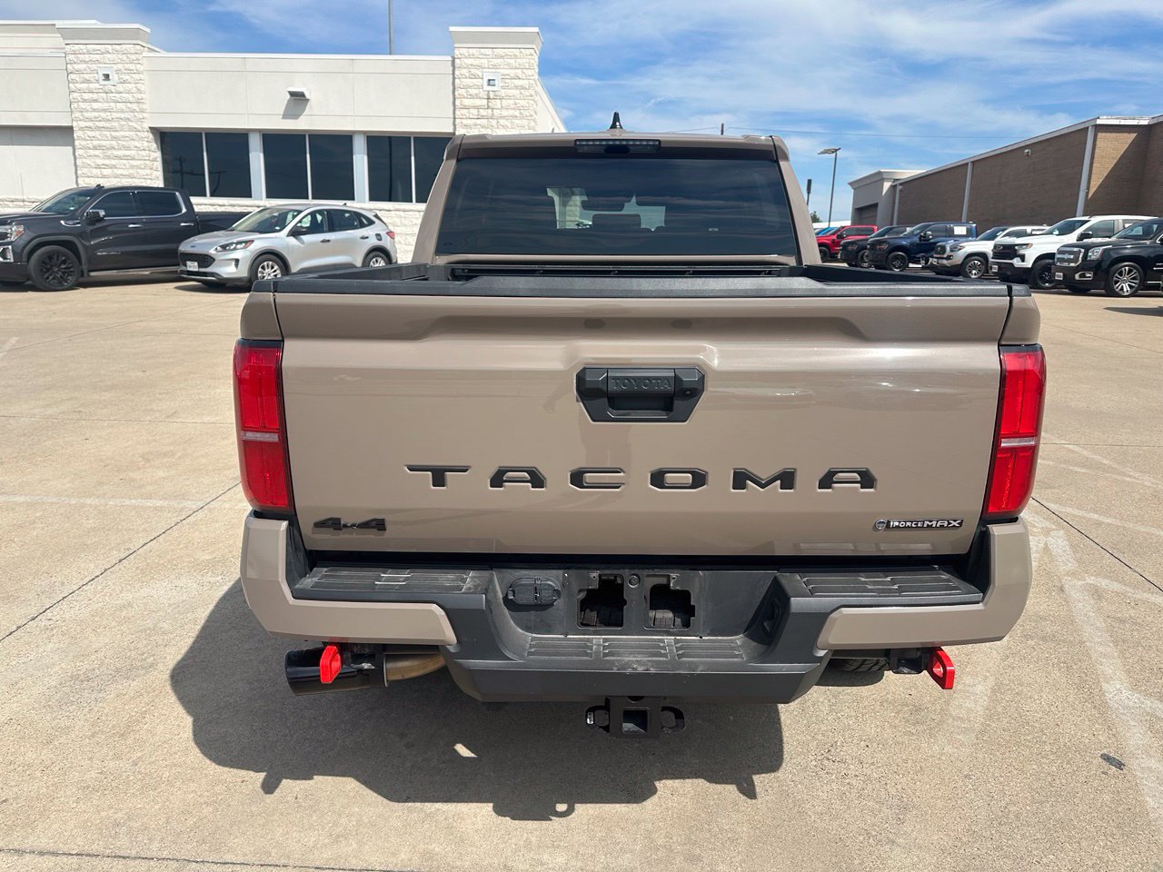 Used 2026 Toyota Tacoma TRD Off-Road AWD/4WD image 4