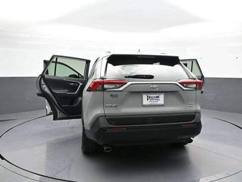 Certified 2020 Toyota RAV4 XLE w/ Convenience Package AWD/4WD image 48