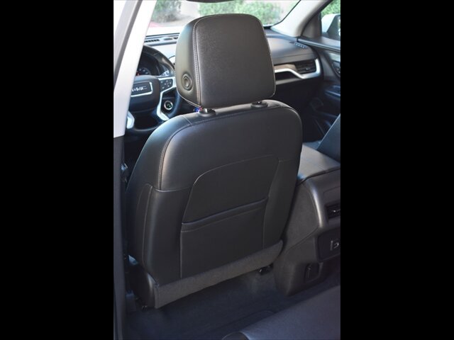 Used 2023 GMC Terrain SLT FWD image 21