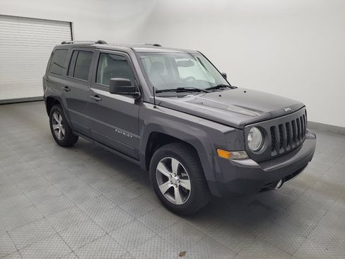 Used 2017 Jeep Patriot High Altitude AWD/4WD image 13