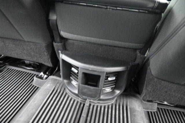 Used 2024 RAM 3500 Tradesman w/ Chrome Appearance Group AWD/4WD image 22