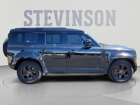 Used 2023 Land Rover Defender 110 X AWD/4WD image 6