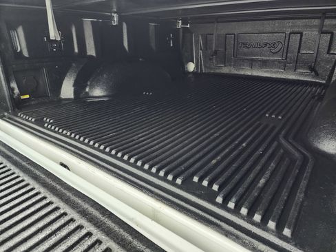 Used 2022 Ford F150 XLT w/ Equipment Group 302A High image 5