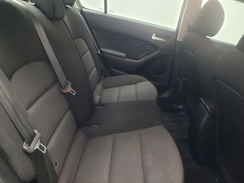 Used 2017 Kia Forte LX FWD image 19