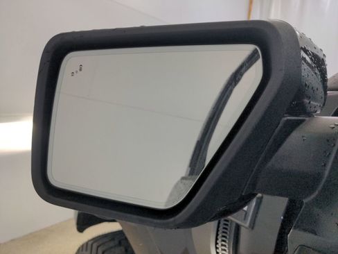 Used 2022 Ford F150 Lariat w/ Max Trailer Tow Package AWD/4WD image 16