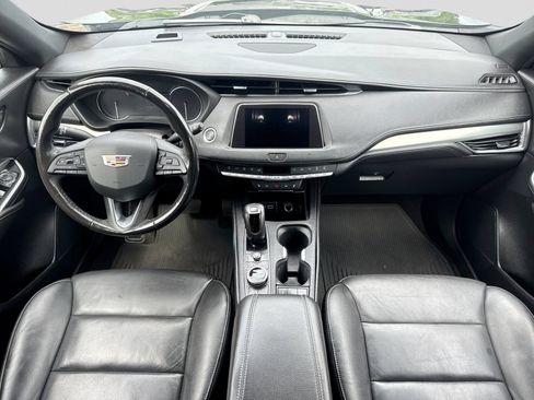 Used 2019 Cadillac XT4 Premium Luxury w/ Cold Weather Package FWD image 19