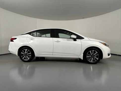 Used 2025 Nissan Versa SV w/ Trunk Package image 8