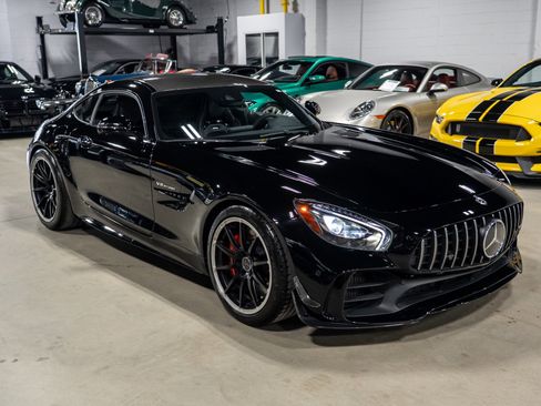 Used 2018 Mercedes-Benz AMG GT R w/ Convenience Package image 11