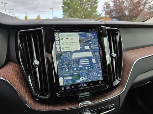 Used 2023 Volvo XC60 B5 Plus w/ Climate Package image 27