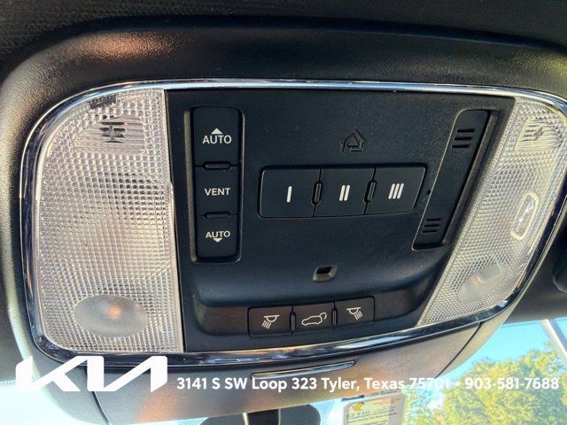 Used 2021 Jeep Grand Cherokee Laredo X AWD/4WD image 21