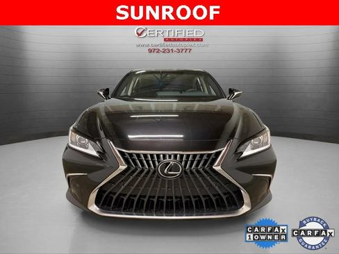 Used 2023 Lexus ES 300h w/ Premium Package image 2