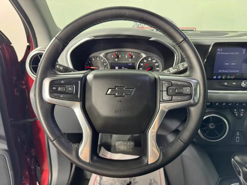 Used 2019 Chevrolet Blazer LT w/ Sun and Wheels Package AWD/4WD image 13