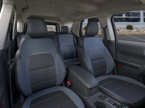 New 2025 Ford Bronco Sport Outer Banks image 10